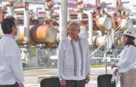 Complejo Petroquímico Cangrejera podría integrarse al Sistema Nacional de Refinación:  produciría hasta 200 mil barriles diarios junio 6, 2020 asegura el  Presidente de México